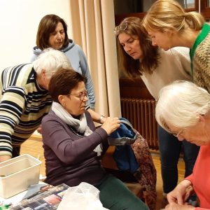 Einladung zum offenen Handarbeitsabend mit Dora Hirrle am 13.05.2025 um 19.00 Uhr im Bürgerhaus