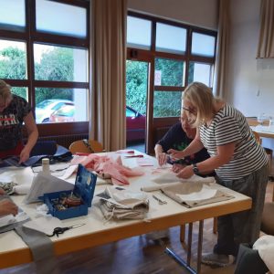 Einladung zur Fertigstellung des Fischerhuts