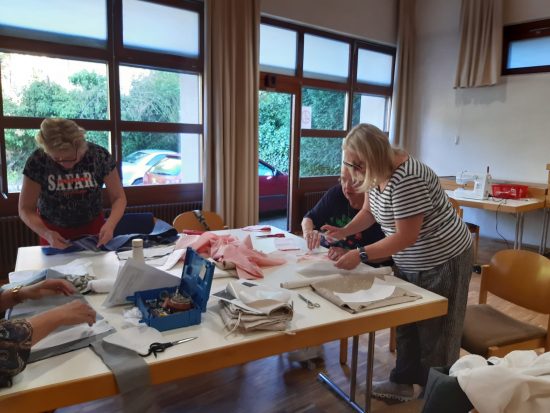 Einladung zur Fertigstellung des Fischerhuts