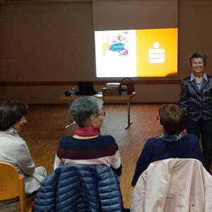 Rückblick zum Vortrag:Psychologie des Geldes – „Kopf oder Bauch – was lenkt uns beim Geld?“ am 23.September 2025 im Bürgerhaus